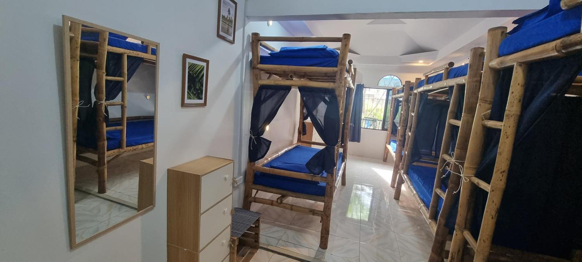 Auberge de jeunesse Blue House Backpackers Siquijor à San Juan  Extérieur photo