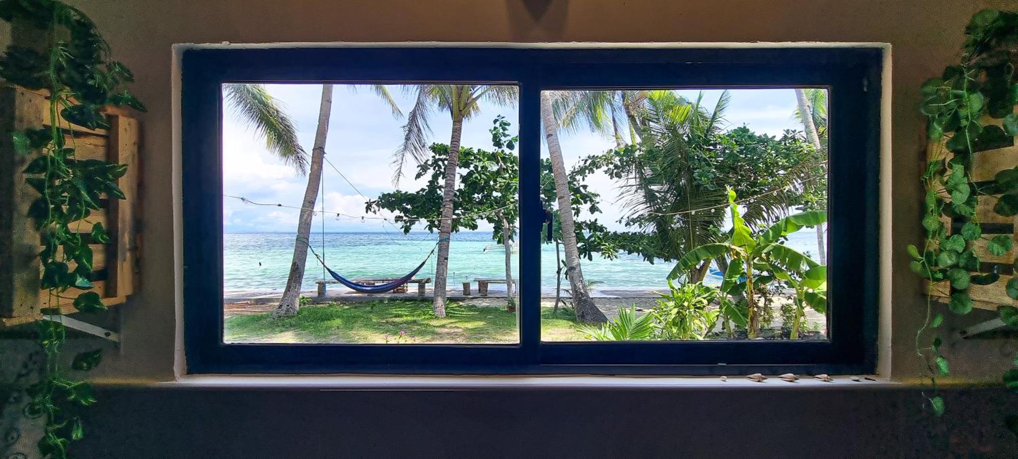 Auberge de jeunesse Blue House Backpackers Siquijor à San Juan  Extérieur photo