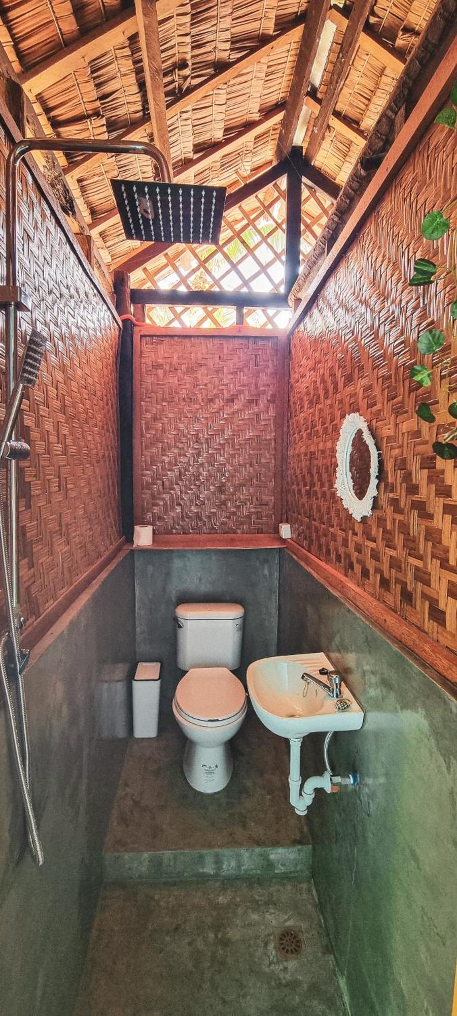 Auberge de jeunesse Blue House Backpackers Siquijor à San Juan  Extérieur photo